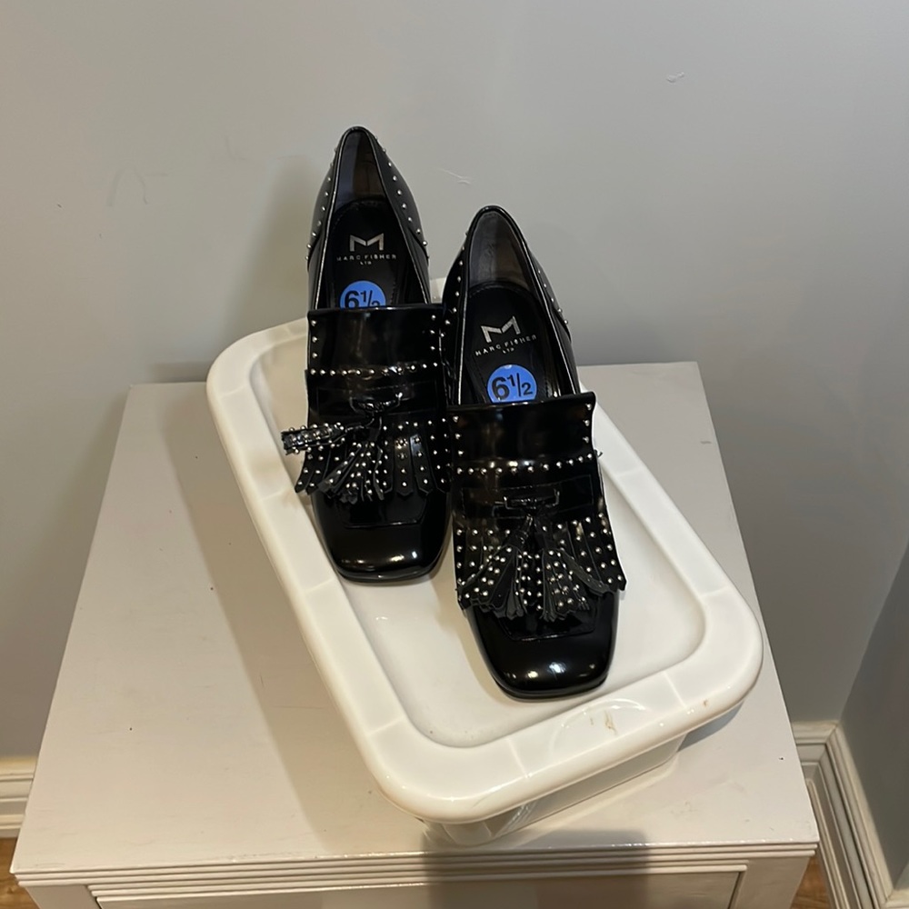 NWT Marc Fisher Shoes - Size 6.5